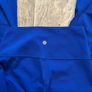 Lululemon Wunder under 21” size 6